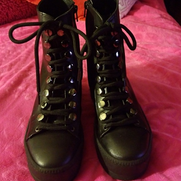 Bootie - Picture 1 of 3